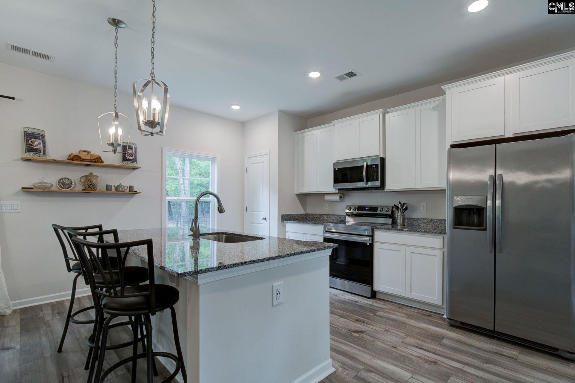 662 Barfield Road  Photo 12