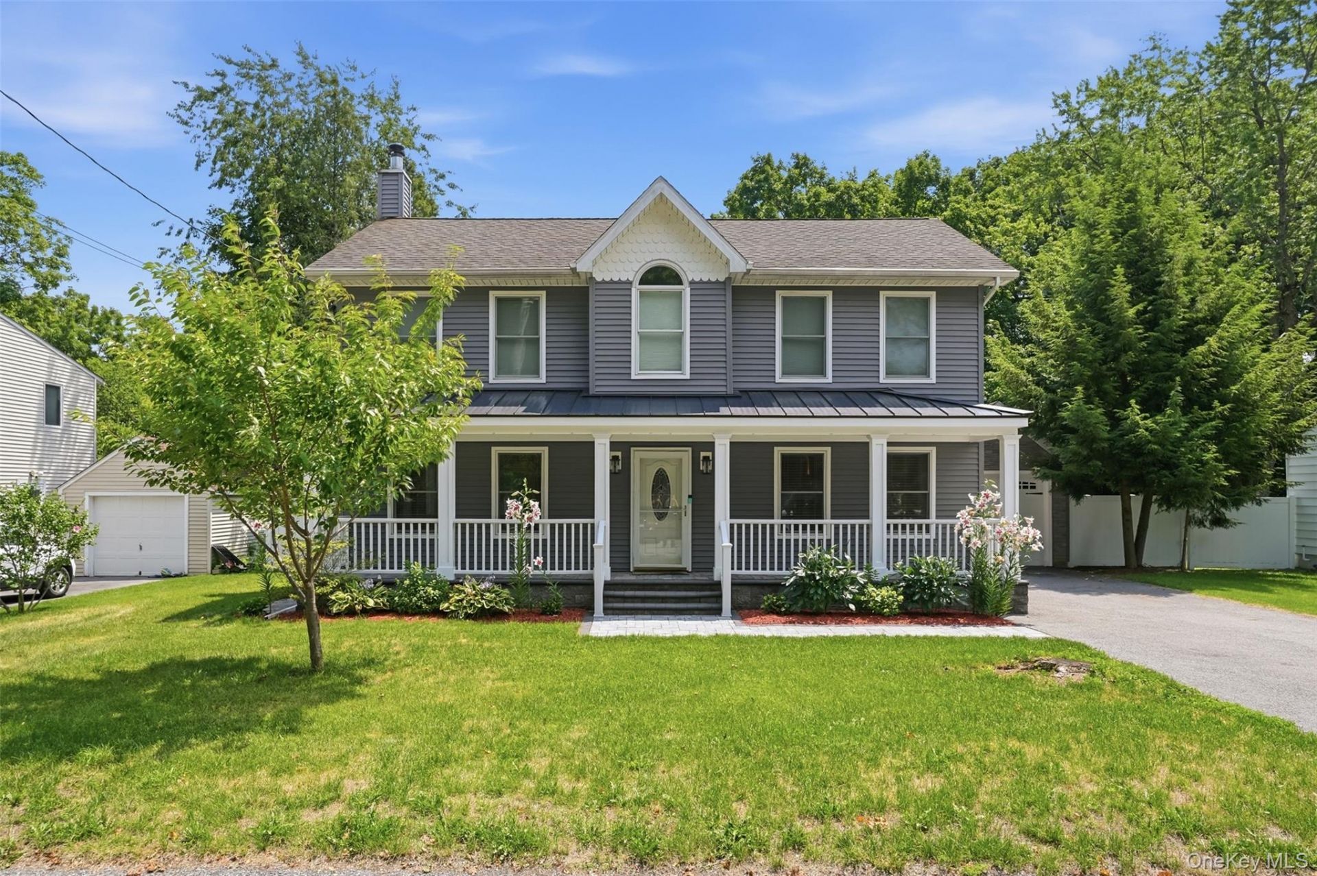 10 Henmond Boulevard, Poughkeepsie, NY 12603 Main Photo