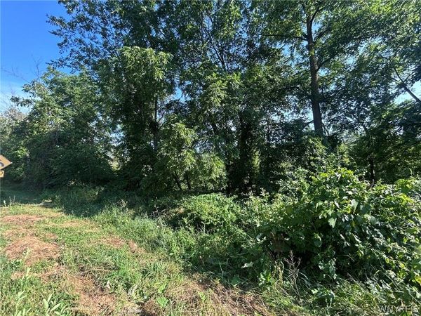 171 N Ellicott Creek Road , Buffalo, NY 14228
