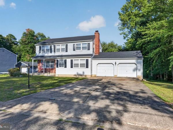 6 WOODLAND AVENUE, MEDFORD, NJ 08055