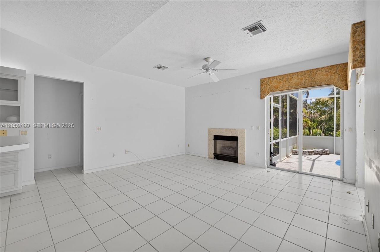 169 SE Whitmore Dr, Port Saint Lucie, FL 34984 Photo