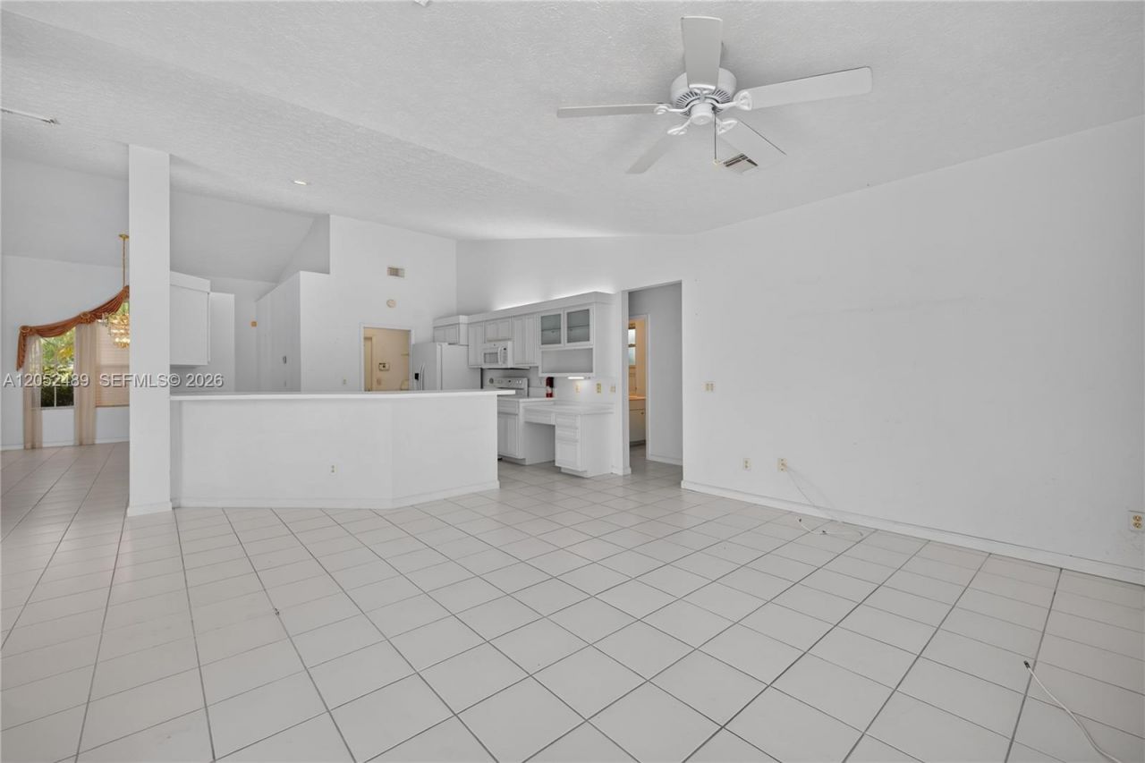 169 SE Whitmore Dr, Port Saint Lucie, FL 34984 Photo