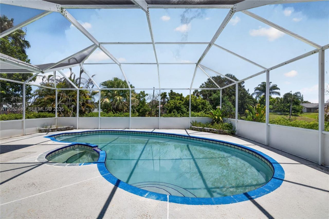169 SE Whitmore Dr, Port Saint Lucie, FL 34984 Photo