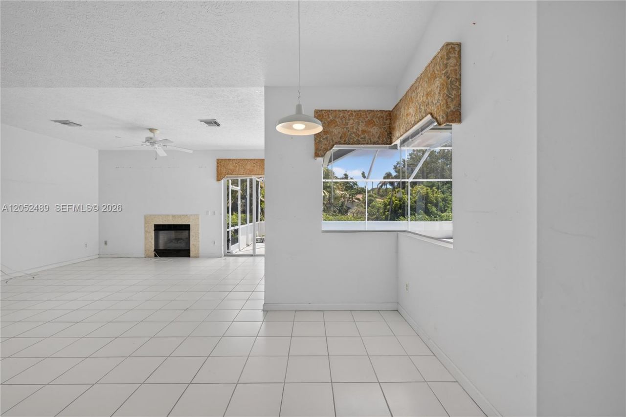 169 SE Whitmore Dr, Port Saint Lucie, FL 34984 Photo