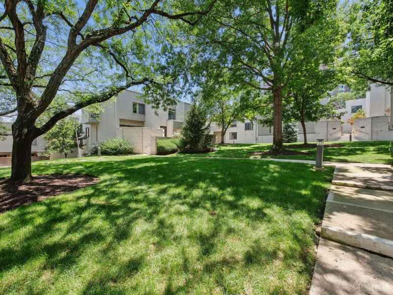 2332 Dana Avenue, Cincinnati, OH 45208 Photo 27