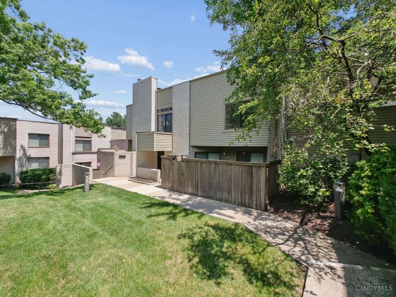2332 Dana Avenue, Cincinnati, OH 45208 Photo 5