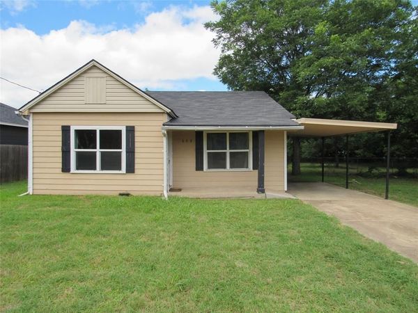 608 Hayes Street , McGregor, TX 76657