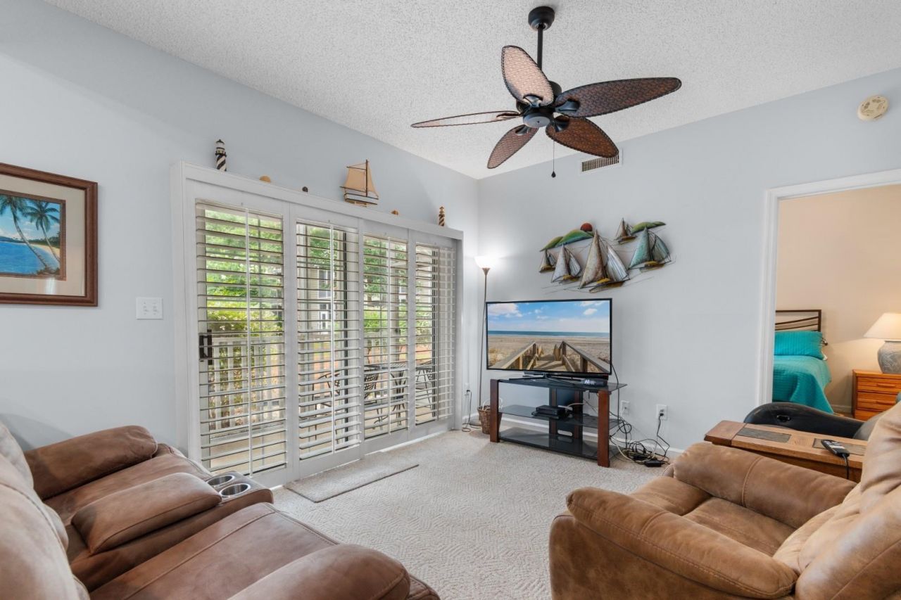 2203 Sweetwater Blvd.  Photo 12
