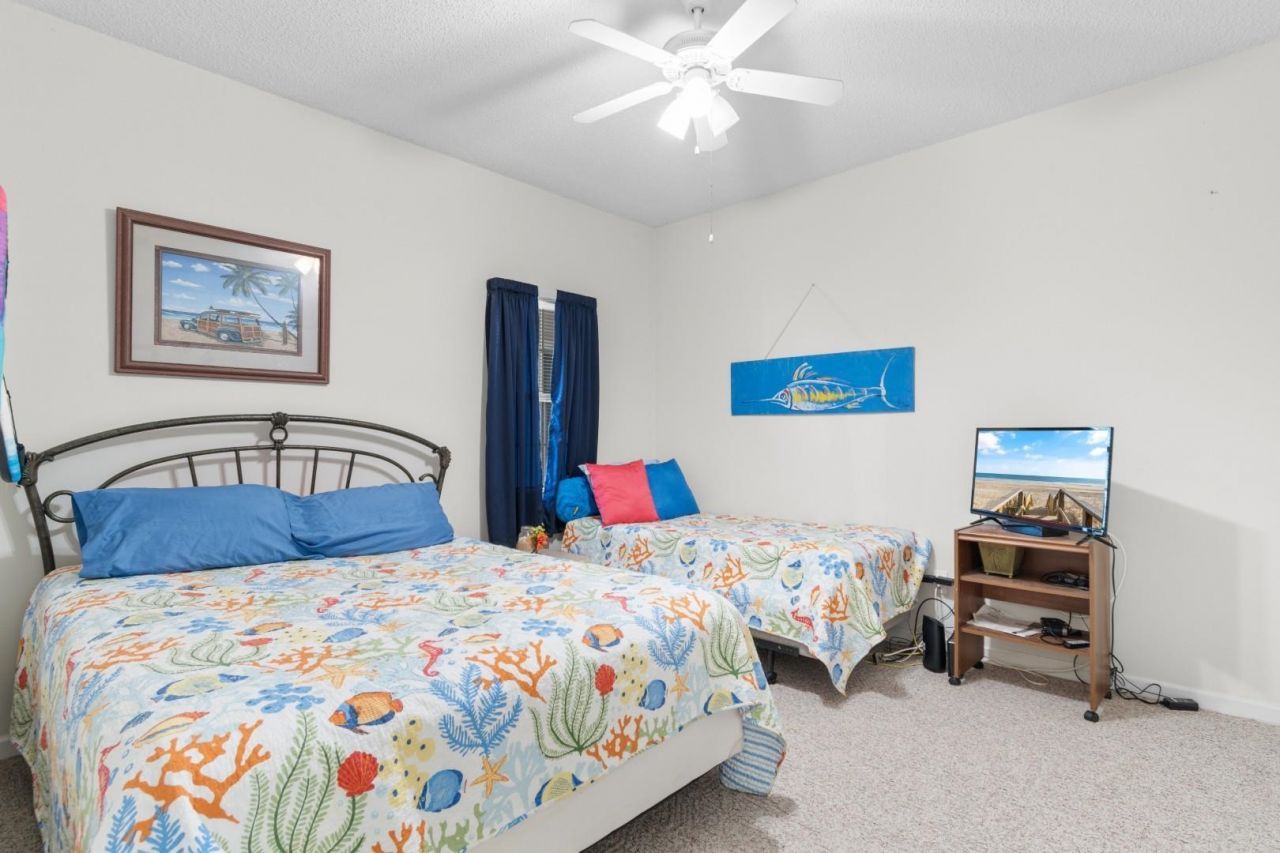 2203 Sweetwater Blvd.  Photo 26
