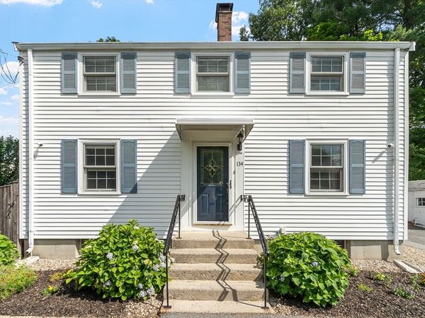 134 Bedford St, Burlington, MA 01803