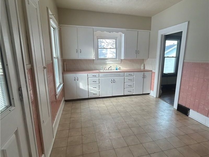 15 Katherine Street, Struthers, OH 44471 Photo 3