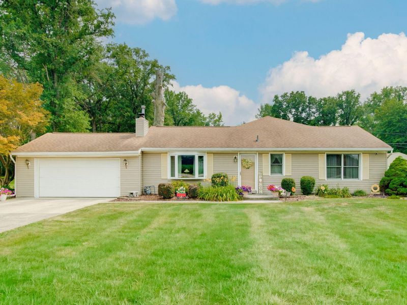 6021 Agerter Road, Lima, OH 45806 Photo 2