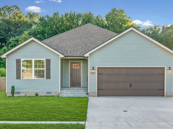 1574 Fredrick Dr , Clarksville, TN 37042