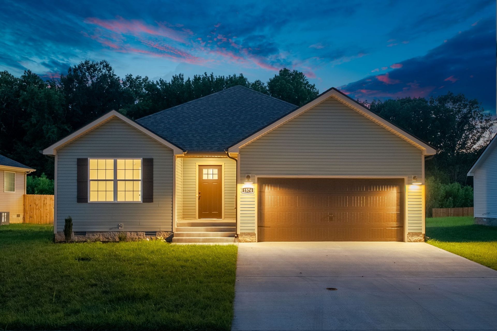 1574 Fredrick Dr, Clarksville, TN 37042 Main Photo