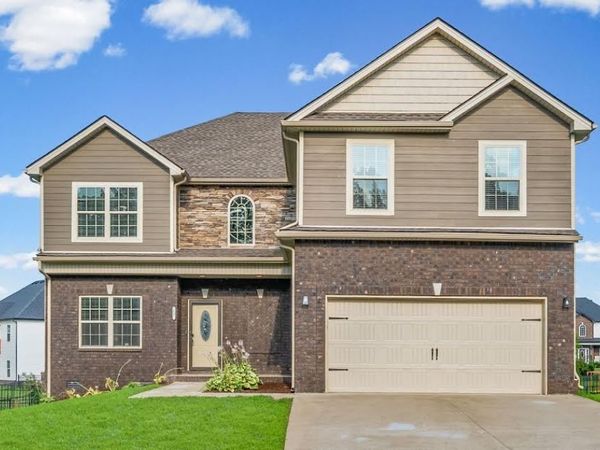 2697 Rafiki Dr , Clarksville, TN 37042