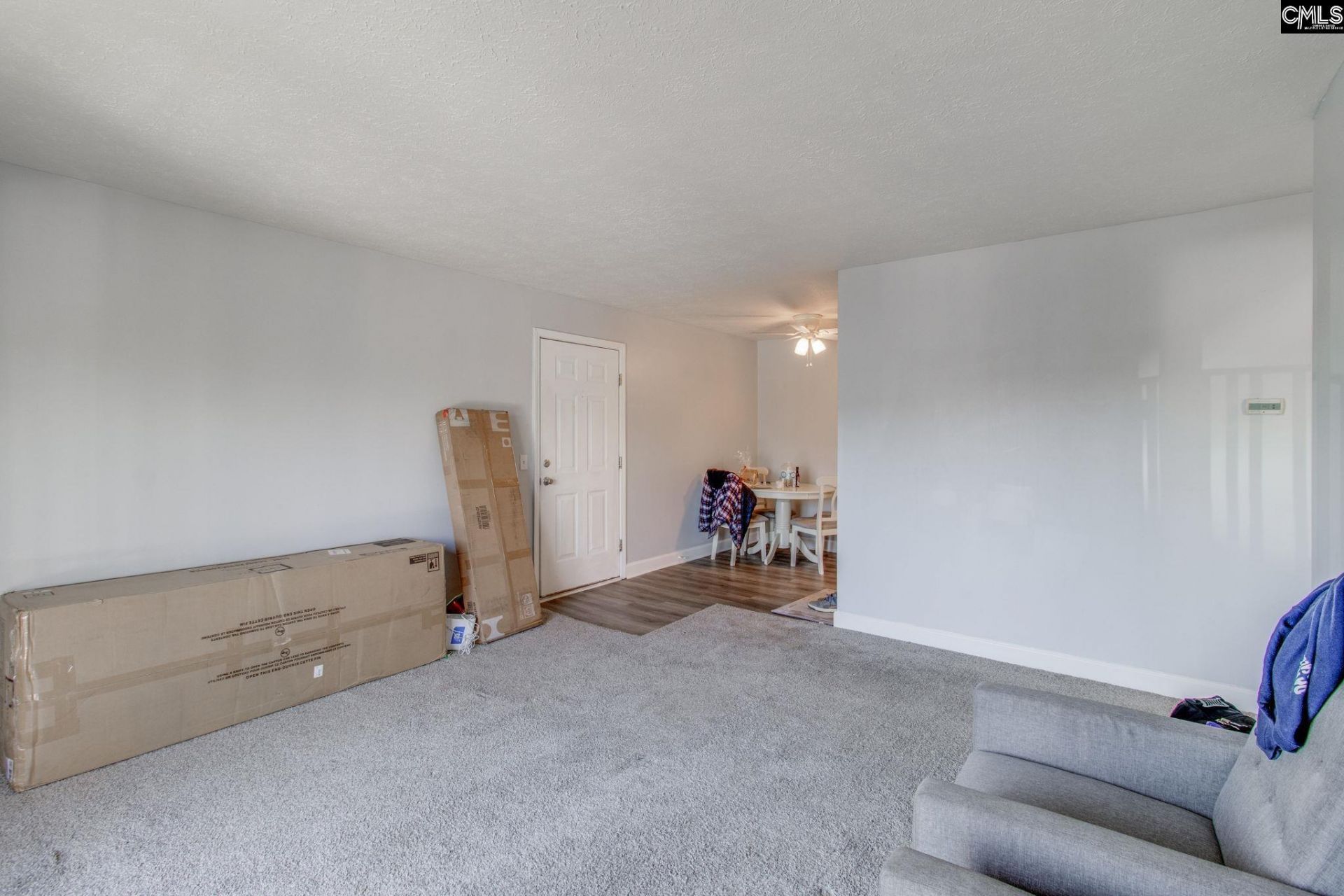 1306 Old Manor Road  Photo 5