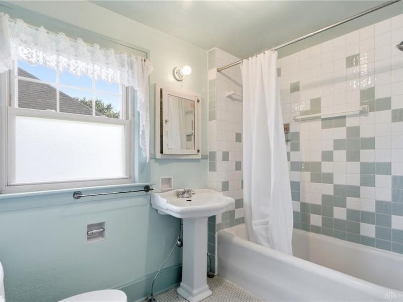 111 N Sutphin Street, Middletown, OH 45042 Photo 24