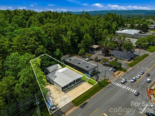 71 Airport Road , Arden, NC 28704