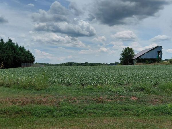 000 Howards Bridge Road , Union Grove, NC 28689