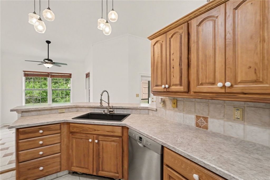 495 Seagrass Avenue, Sebastian, FL 32958 Photo