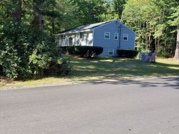 296 Emerson Ave, Unit 4, Hampstead, NH 03841