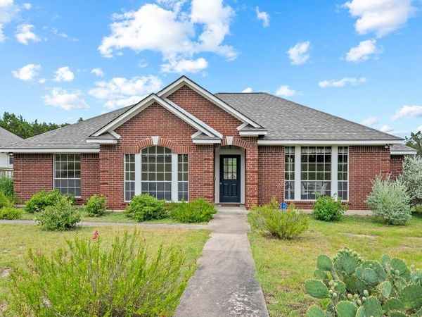 21 Susha RD, Wimberley, TX 78676