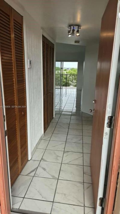 13707 Kendale Lakes Cir, Unit PH11, Miami, FL 33183 Photo