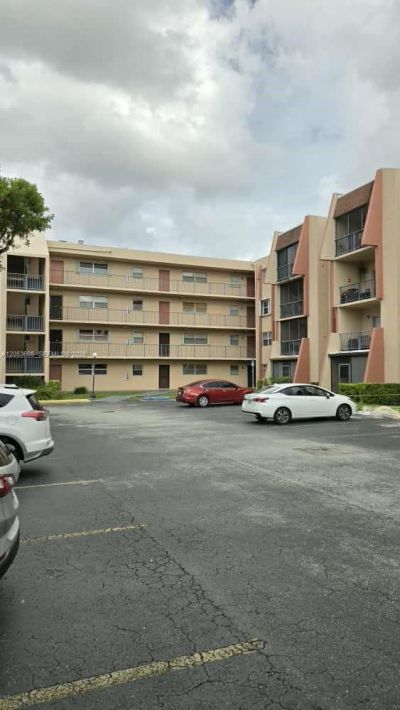 13707 Kendale Lakes Cir, Unit PH11, Miami, FL 33183 Photo