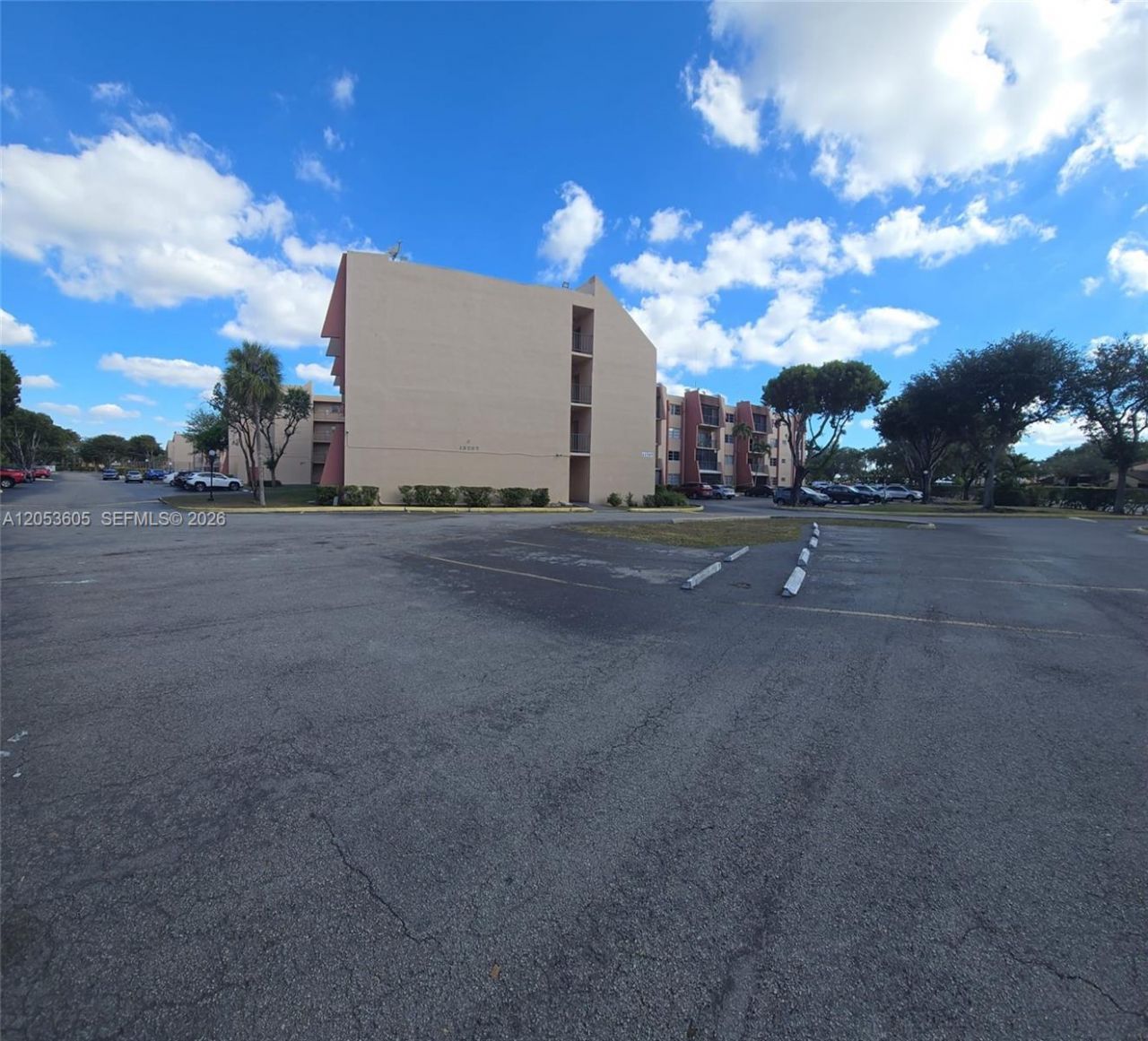 13707 Kendale Lakes Cir, Unit PH11, Miami, FL 33183 Photo