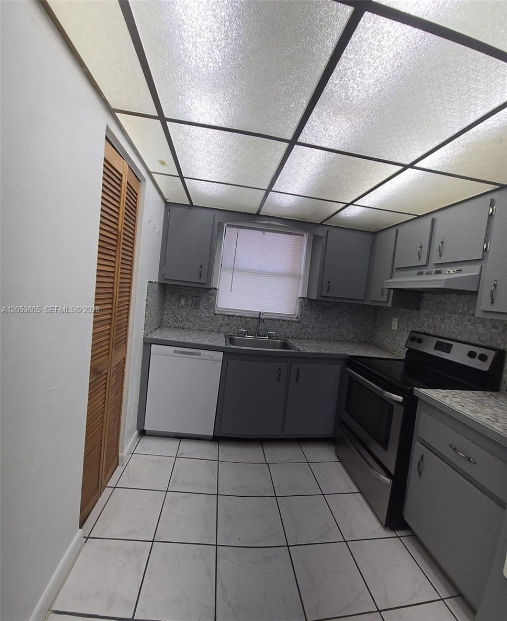 13707 Kendale Lakes Cir, Unit PH11, Miami, FL 33183 Photo
