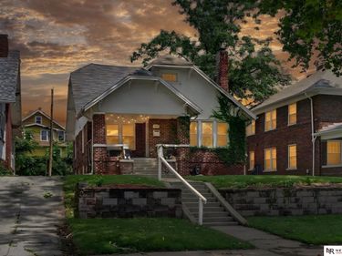 3024 Lincoln Boulevard, Omaha, NE 68131