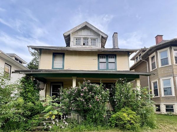 375 Sherman Pl, Mansfield, OH 44903