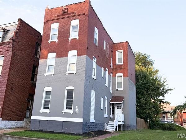 3938 Iowa Avenue, St Louis, MO 63118