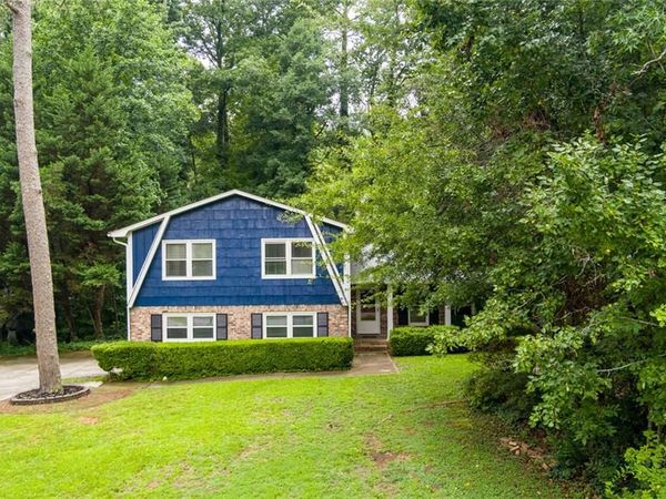 245 Pinetree Drive , Marietta, GA 30068