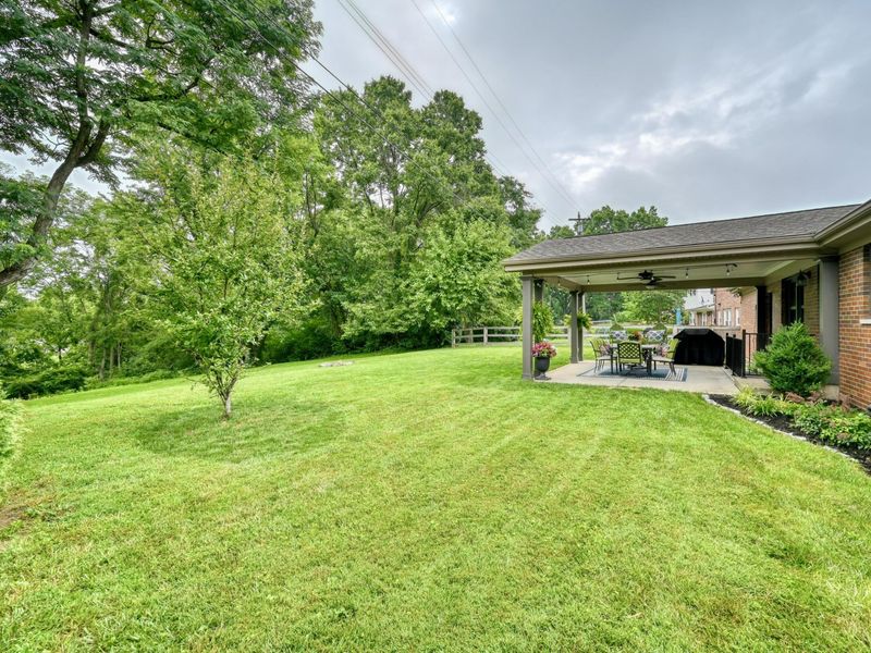 212 Applewood Drive, Lakeside Park, KY 41017 Photo 3