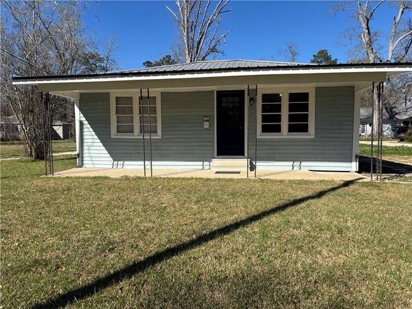 718 BLACKBURN Road , Hammond, LA 70401