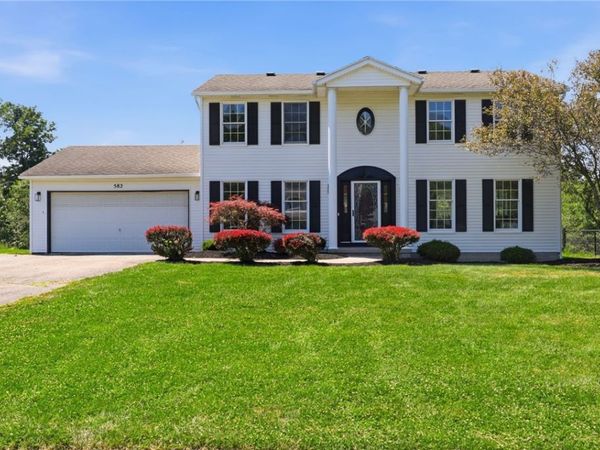 582 Bram Hall Drive , Rochester, NY 14626