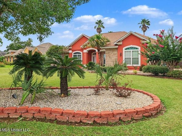 3532 N River Ridge Drive, D'Iberville, MS 39540