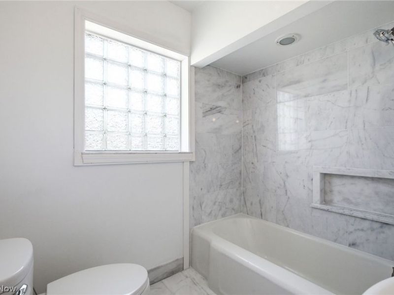 25498 Wolf Road, Bay Village, OH 44140 Photo 24