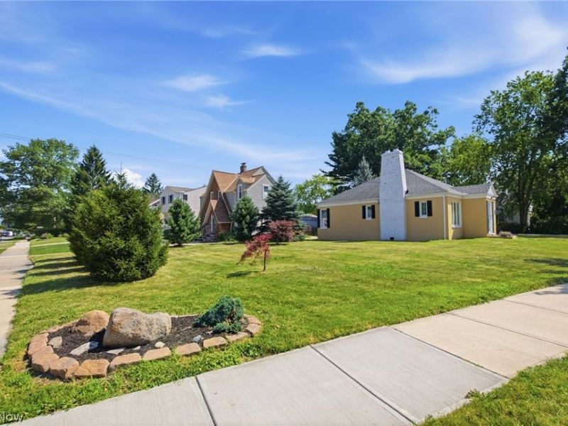 25498 Wolf Road, Bay Village, OH 44140 Photo 37