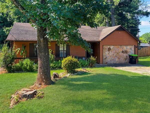 5687 Pine Meadows Court , Morrow, GA 30260