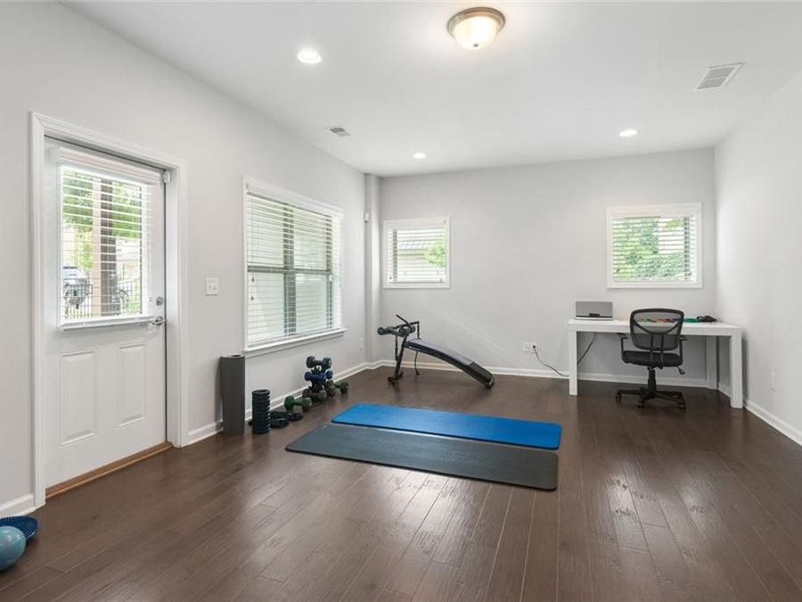 Property Image 40