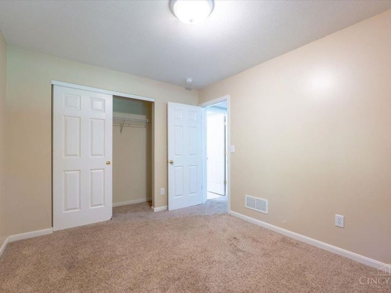 224 Wyndham Drive, Hamilton Twp, OH 45039 Photo 29