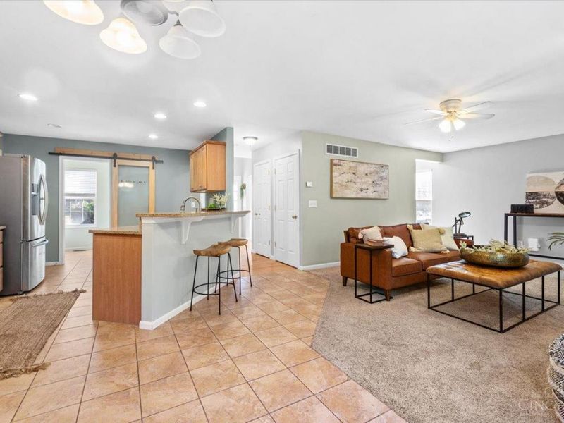 224 Wyndham Drive, Hamilton Twp, OH 45039 Photo 7