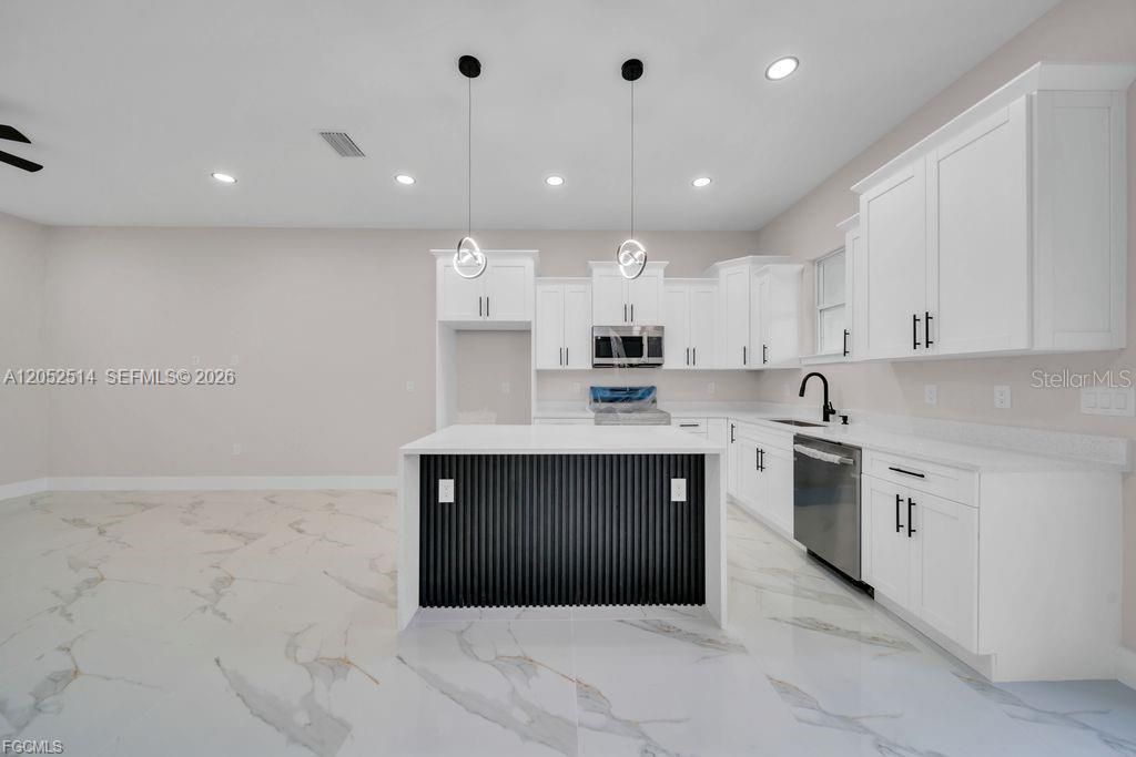 225/227 Homer Ave S, Lehigh Acres, FL 33973 Photo