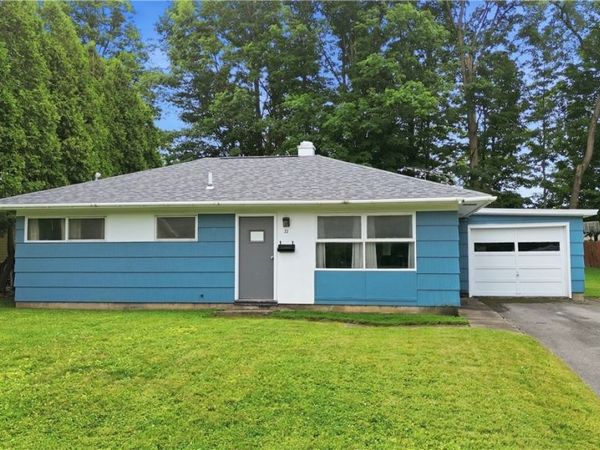 27 Pinecrest Road , New Hartford, NY 13413