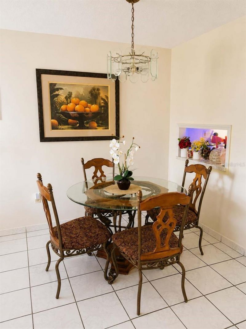 110 Royal Palm Road , Unit 208, Hialeah Gardens, FL 33016 Photo