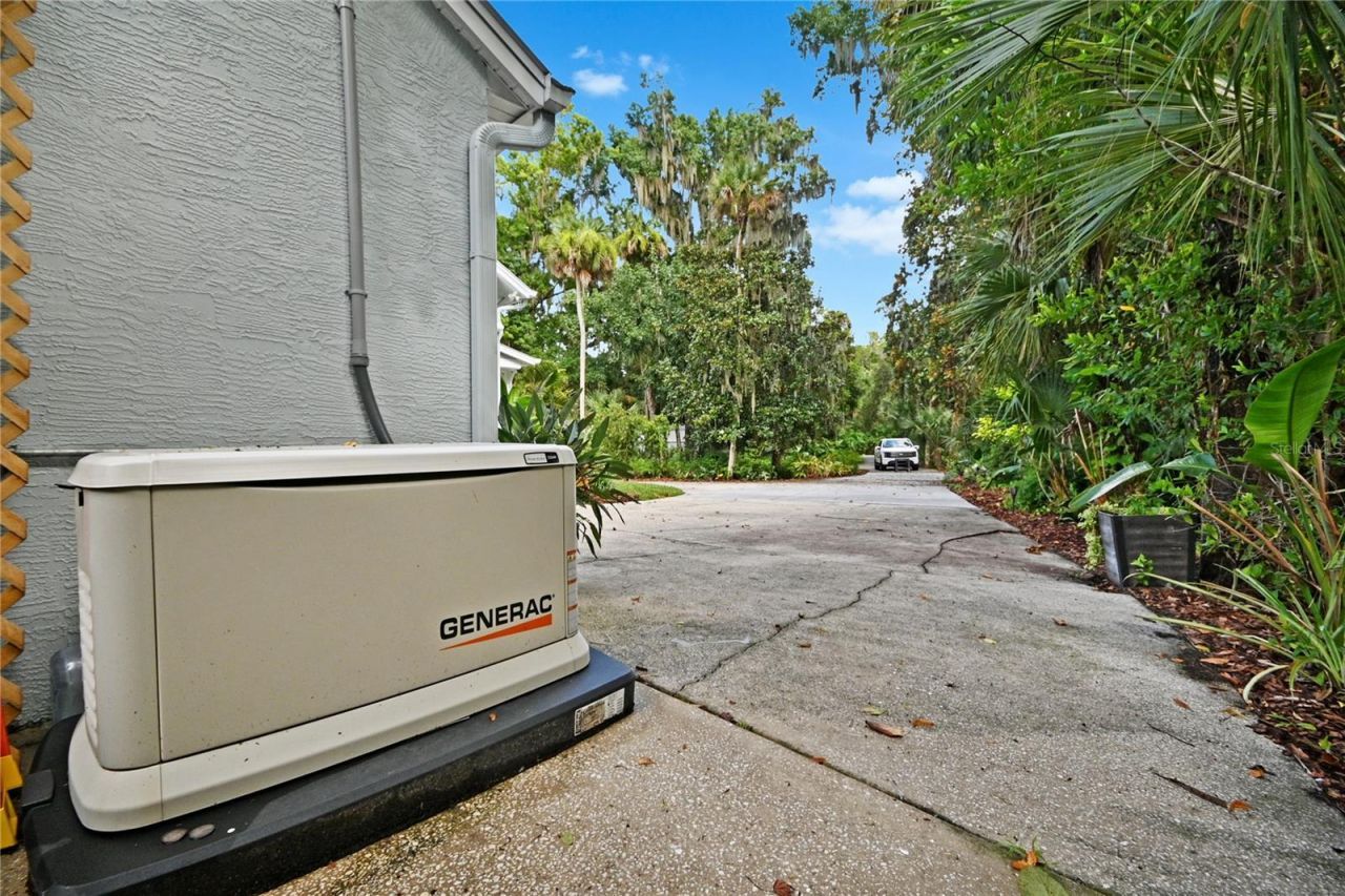 2021 Waterford Estates Drive, New Smyrna Beach, FL 32168 Photo