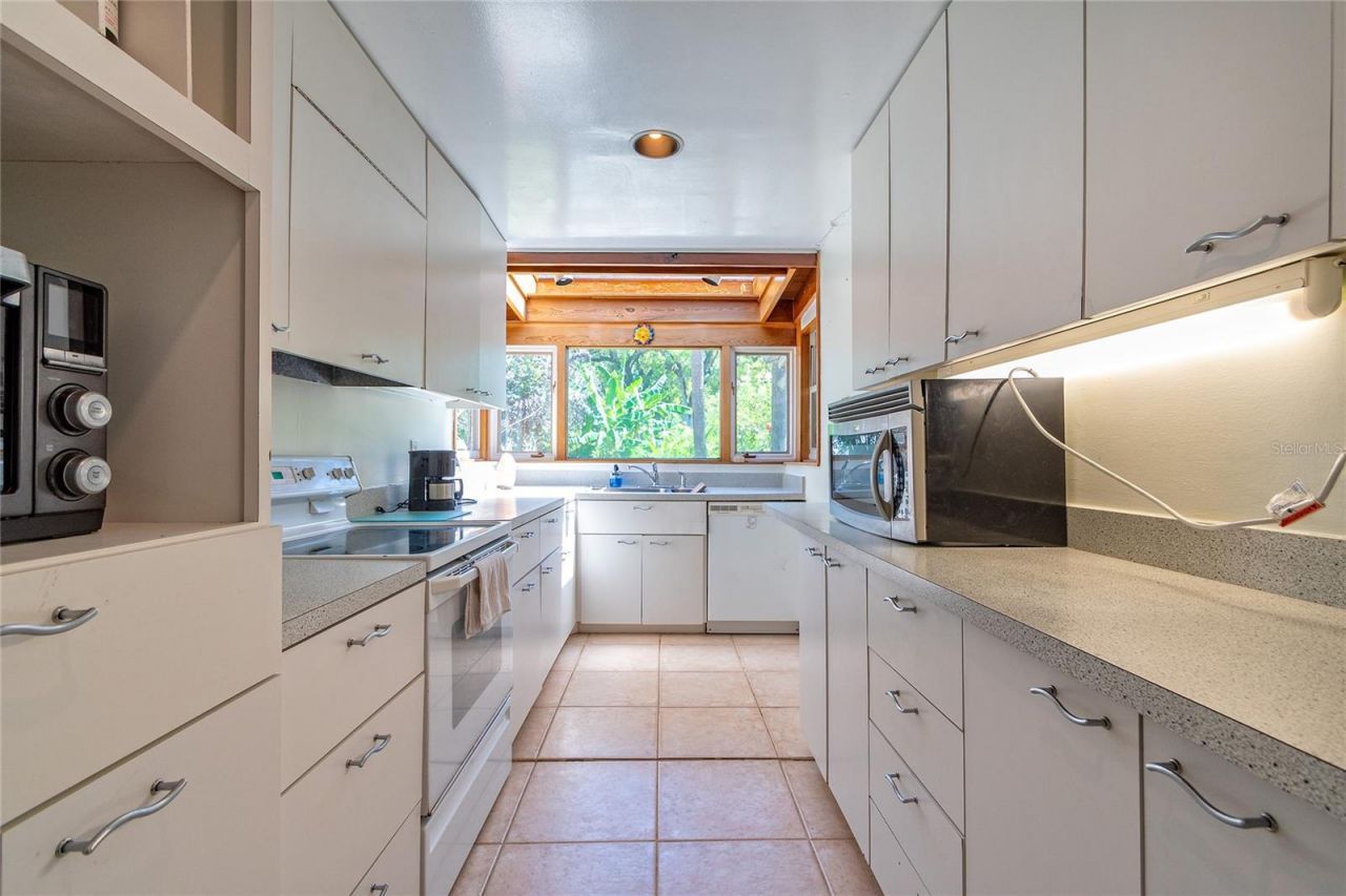 2425 Lake Sue Drive , Orlando, FL 32803 Photo