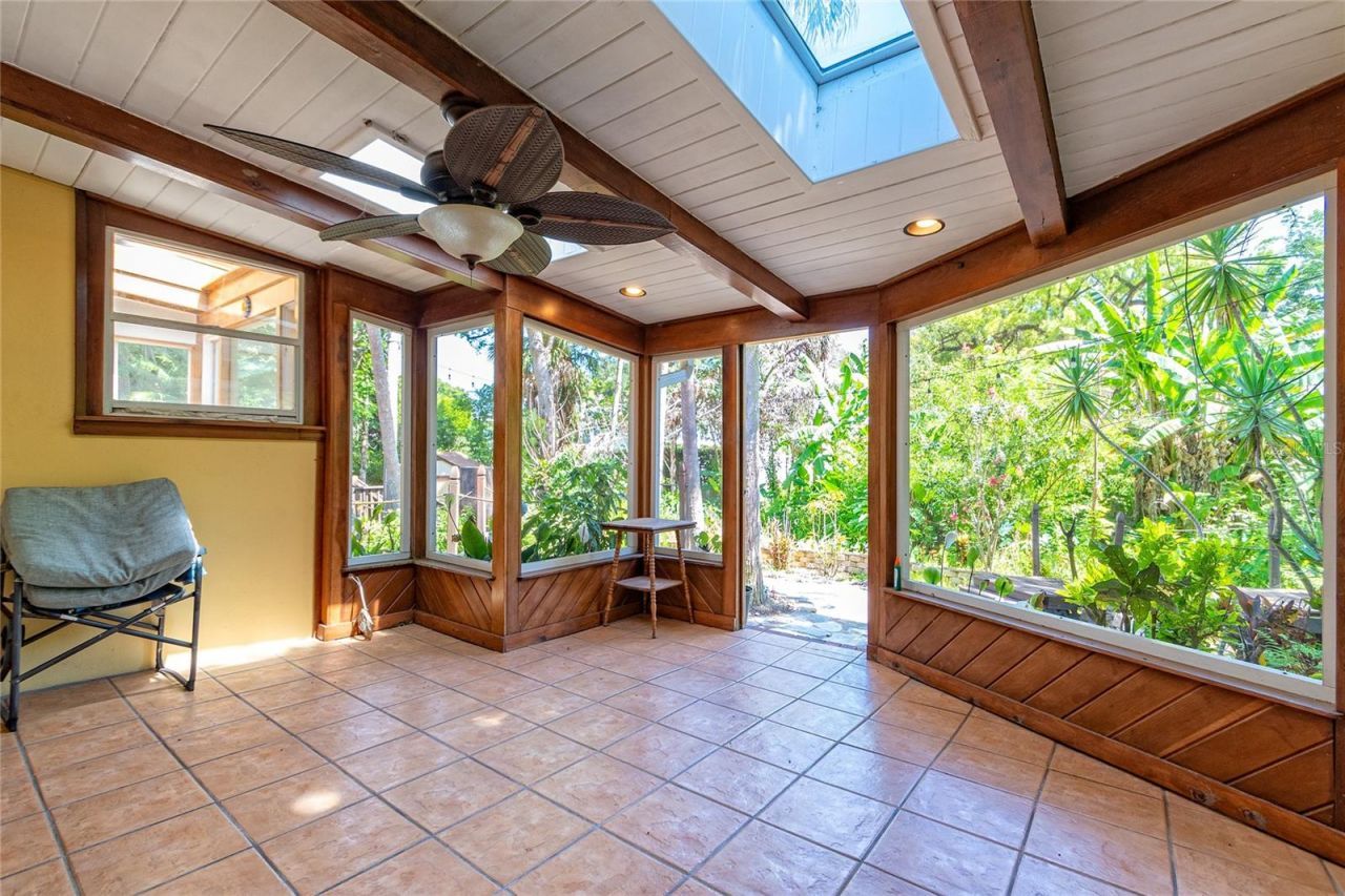 2425 Lake Sue Drive , Orlando, FL 32803 Photo
